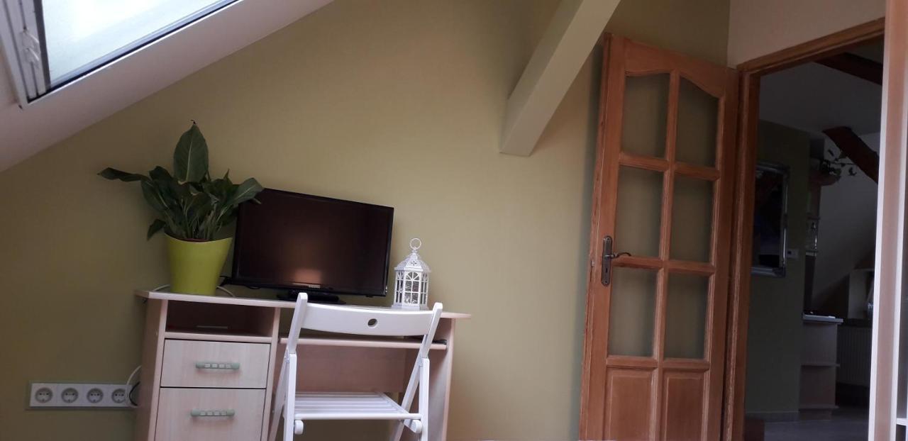 Diana Apartmanhaz 케츨리 외부 사진